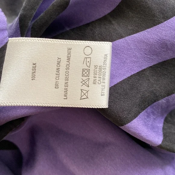 Fun electric dress - Picture 7 of 7